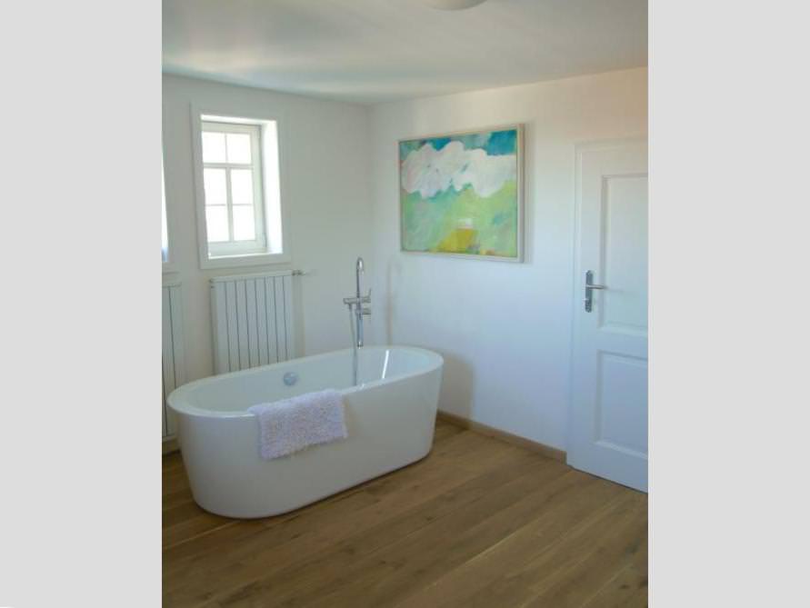 Badezimmer Idee mit der freistehenden Badewanne Almeria 168